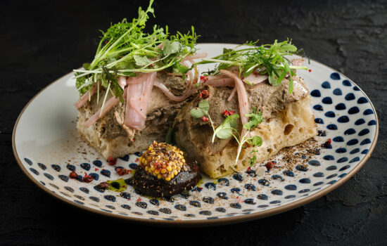Grzybowe pâté na domowej focacci